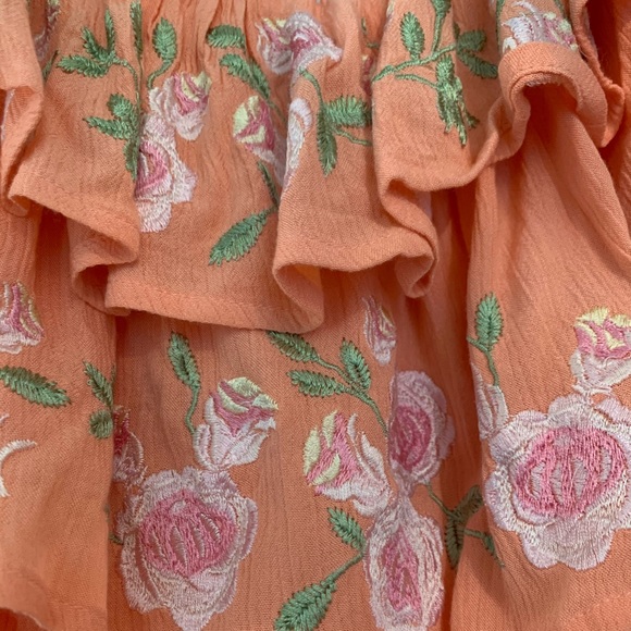 ROSEY OFF SHOULDER TOP - From Planet Blue - Picture 3 of 3